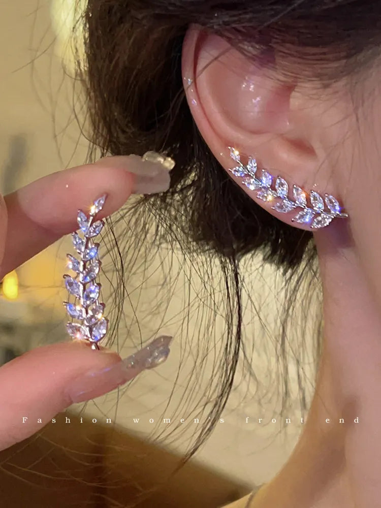 Light luxury zircon wheat ear one-piece earrings niche design super flash leaf earrings temperament versatile earrings A pair