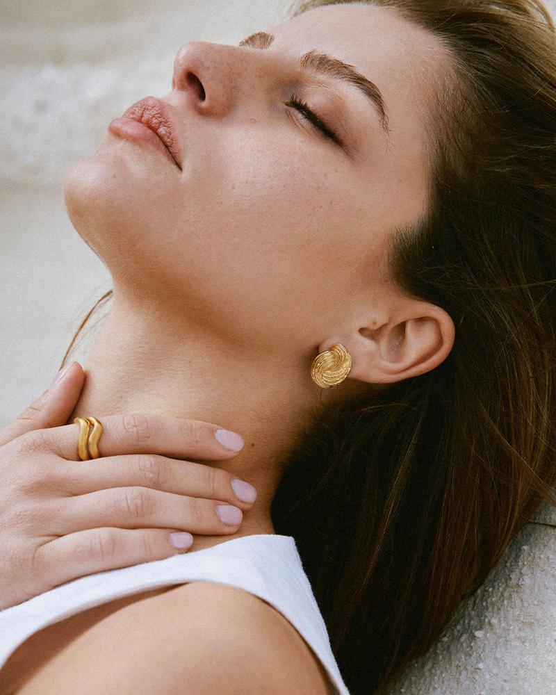 CLAUDIA - Orecchini eleganti dallo stile raffinato